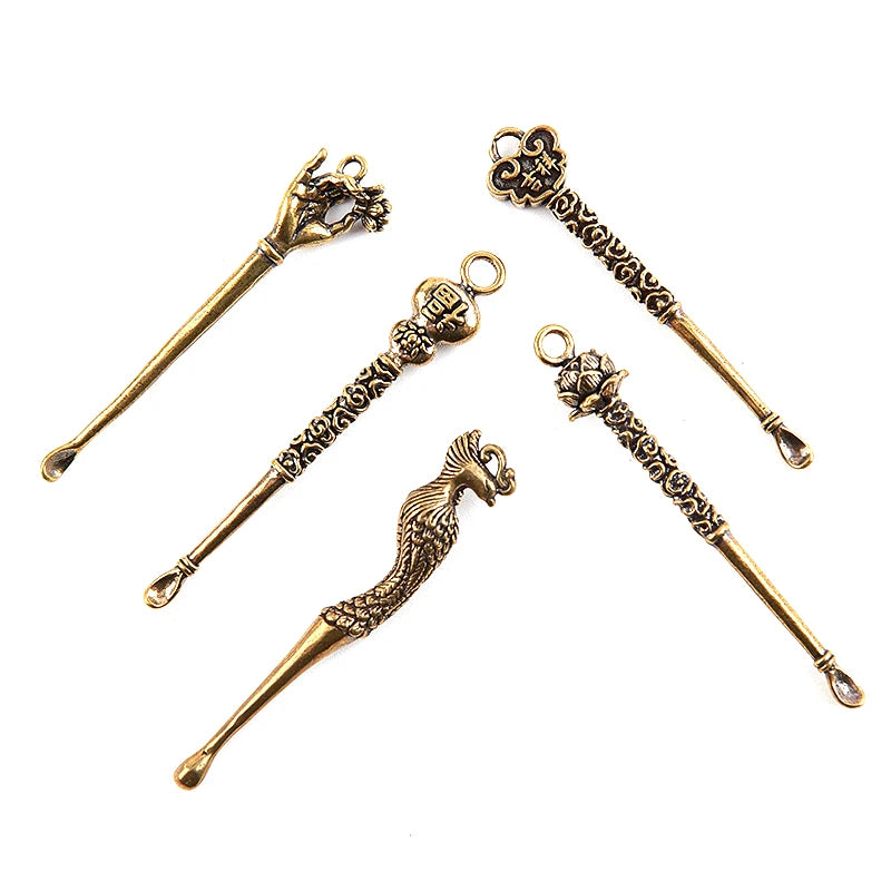 1PCS Retro Brass Ear Spoons Portable Ear Cleaning Tool Dragon Ear Pick Ear Wax Remover Curette Cleaner Keychain Pendants
