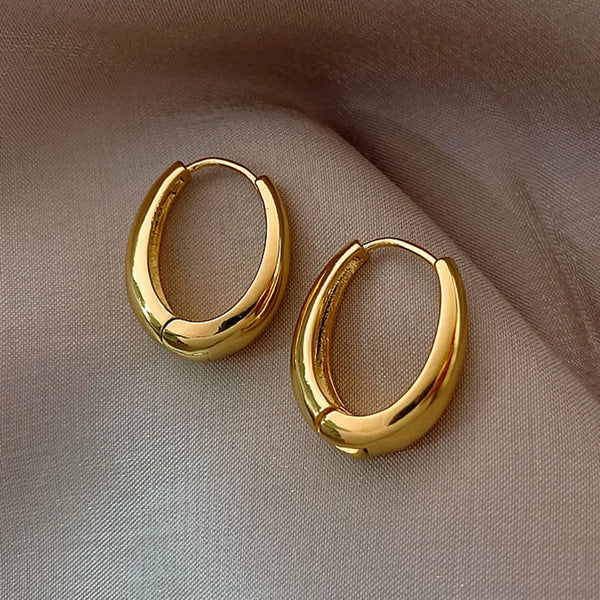 Antique gold U earrings for women