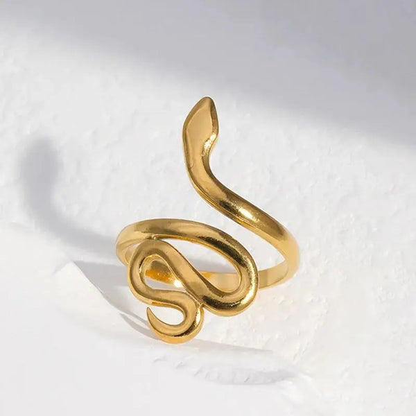 Gold color stainless steel snake rings for men and women. Adjustable vintage gothic aesthetic jewelry gifts