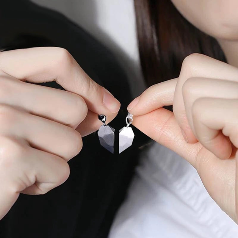 Korean Gothic Style Magnetic Heart Necklace for Men and Women