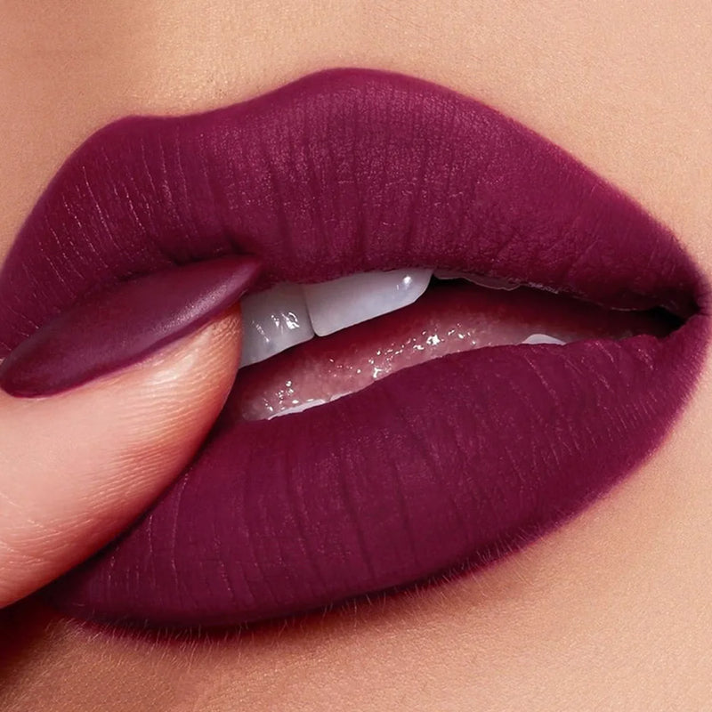 Long-lasting, waterproof matte lipstick